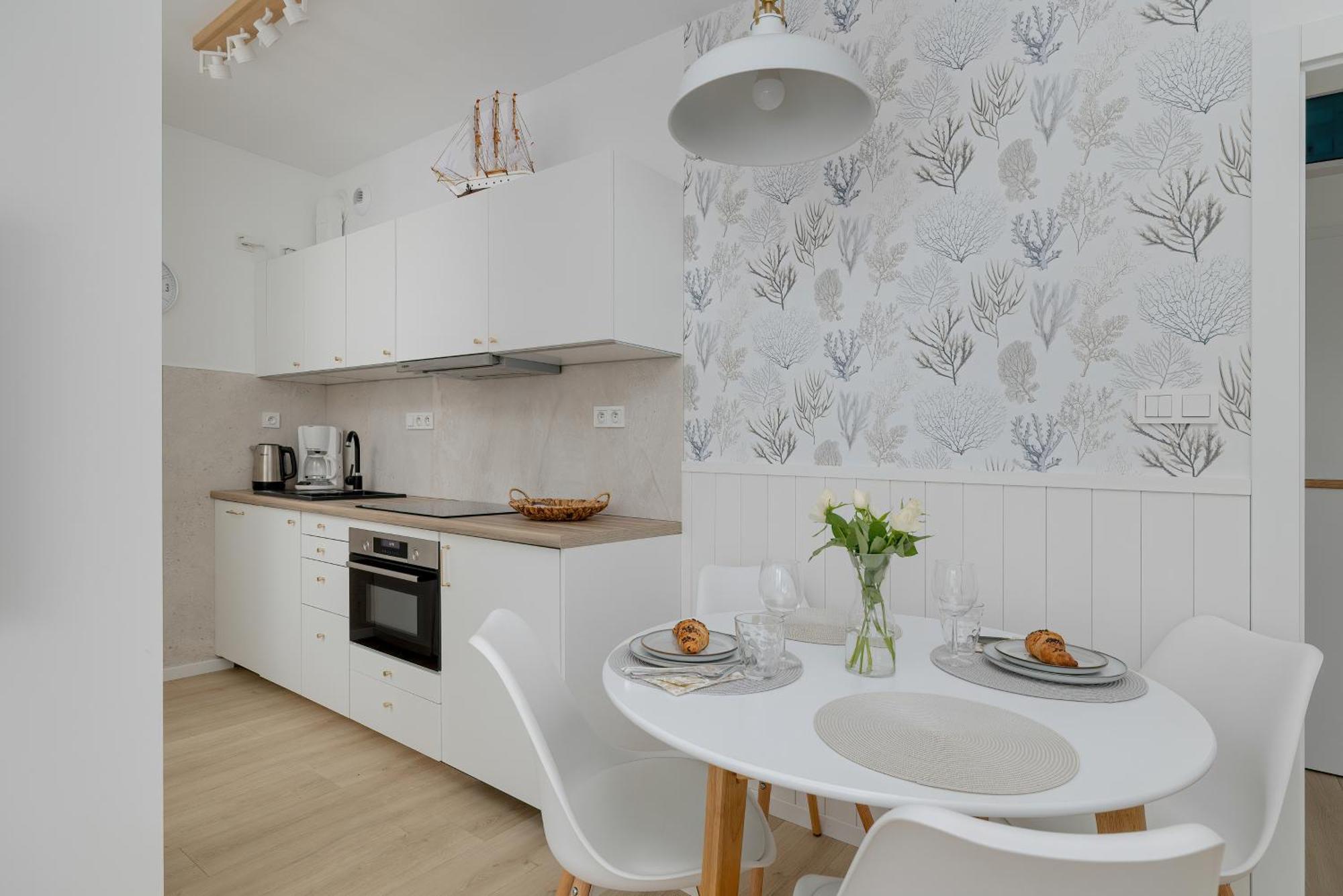 Baltic Marina With Balcony & Pet Friendly By Renters *