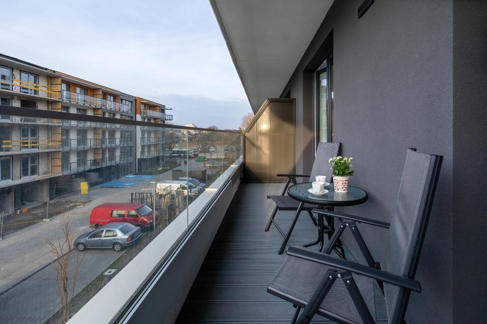 Baltic Marina With Balcony & Pet Friendly By Renters * Kołobrzeg