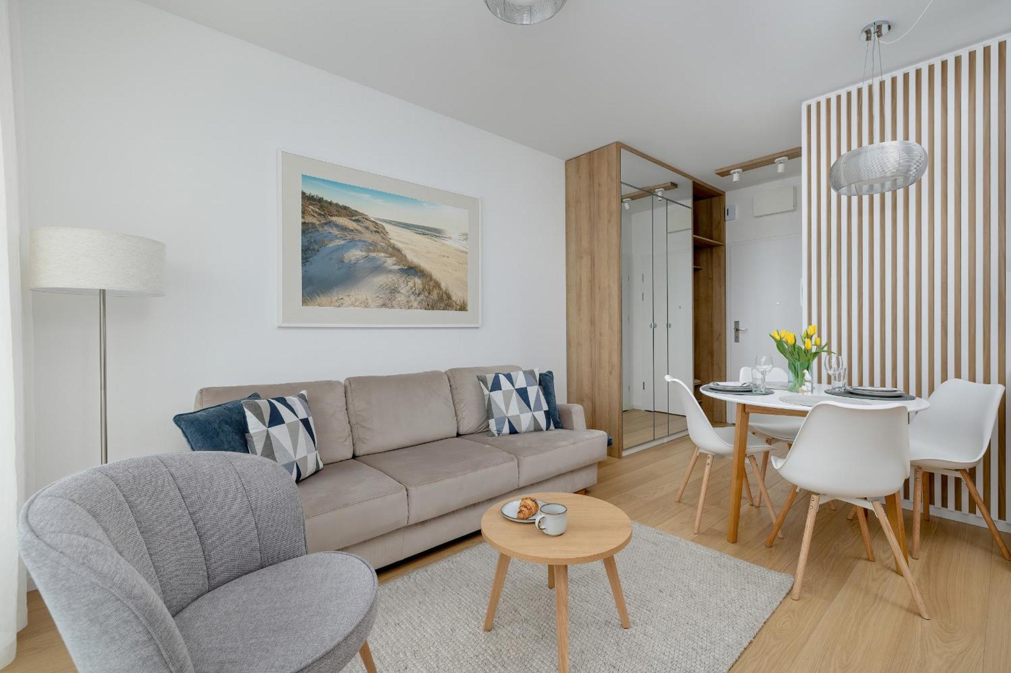 Baltic Marina With Balcony & Pet Friendly By Renters